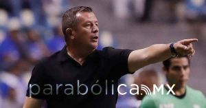 Confirma La Franja salida de Carbajal: qued&oacute; a deber, afirman