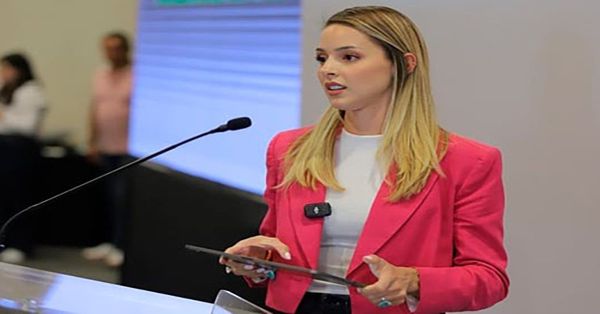 Llama Mariana Rodr&iacute;guez &lsquo;delincuente&rsquo; a Adri&aacute;n de la Garza, alcalde electo en Monterrey: &lsquo;Rob&oacute; la elecci&oacute;n&rsquo;