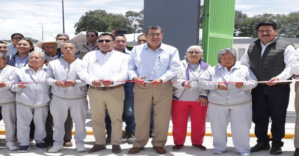 Inauguran Centro Comunitario Recreativo, promoverán valores y sana convivencia