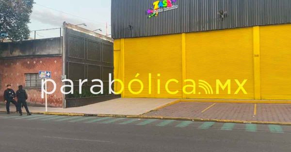 Intentan asaltar Sal&oacute;n de Fiestas en la colonia Santa Cruz los &Aacute;ngeles