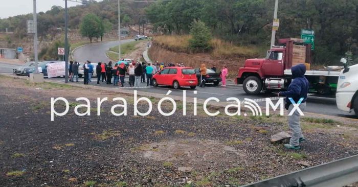 Cierran Periférico por corte de energía eléctrica