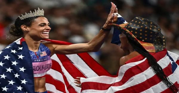 Hace Estados Unidos el uno-dos en los 400m con vallas, con récord incluido