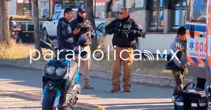 Deja motociclista lesionada accidente en la 11 Sur