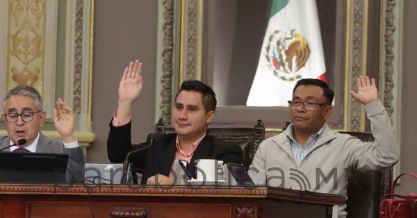 Recibe Congreso iniciativa para funcionarios que entorpezcan procuración de justicia
