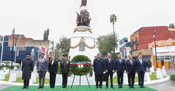 Encabeza Sergio Salom&oacute;n ceremonia de la Consumaci&oacute;n de la Independencia