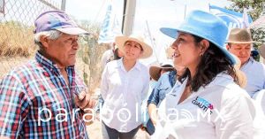 Reciben a Lupita Cuautle en su recorrido por San Bernardino Tlaxcalancingo