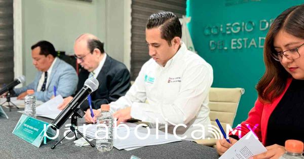 Firman convenios de colaboraci&oacute;n COBAEP e IEDEP