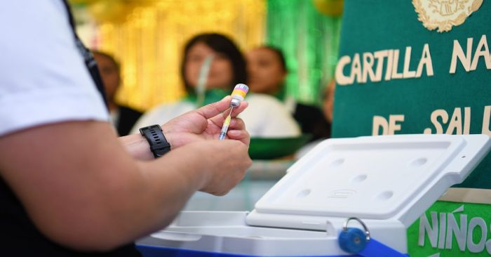 Inician Salud e IMSS-Bienestar jornada de vacunaci&oacute;n contra el VPH