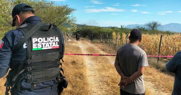 Localizan dos cadáveres en Cuayuca, Chietla