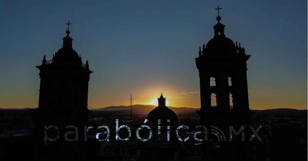 Amanece el 2024 en Puebla; se vivirá vértigo político-electoral