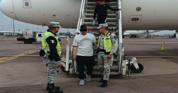 Vinculan a proceso a Mario N, intentó desviar vuelo de Volaris
