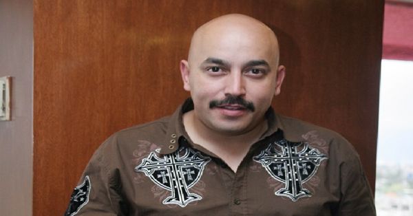 Suspende Lupillo Rivera conciertos, está delicado de salud