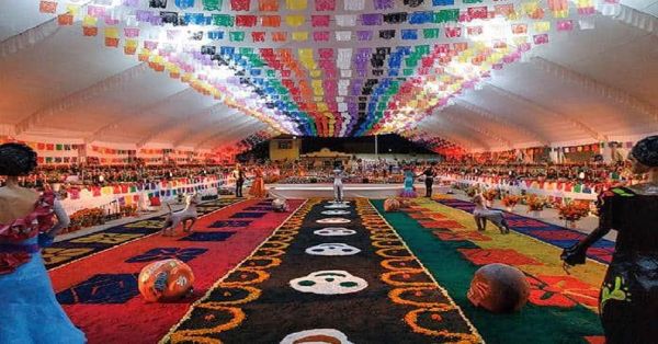 Se convierte la ofrenda de San Andrés Mixquic en la más grande del mundo