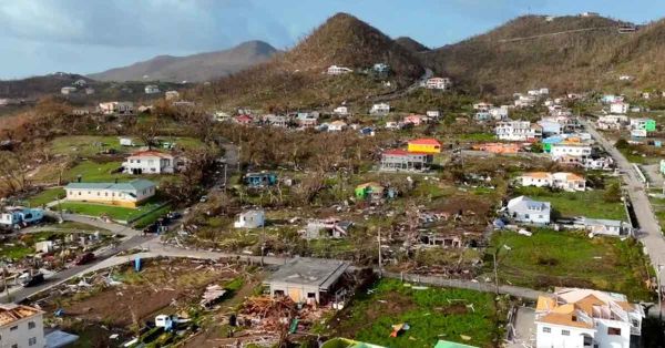 Destruye Beryl casi dos islas en Granada