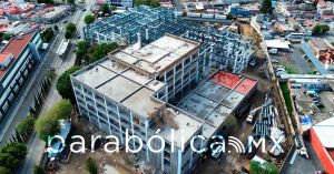 Supervisan Zoé Robledo y Sergio Salomón los avances del nuevo Hospital de “San Alejandro”