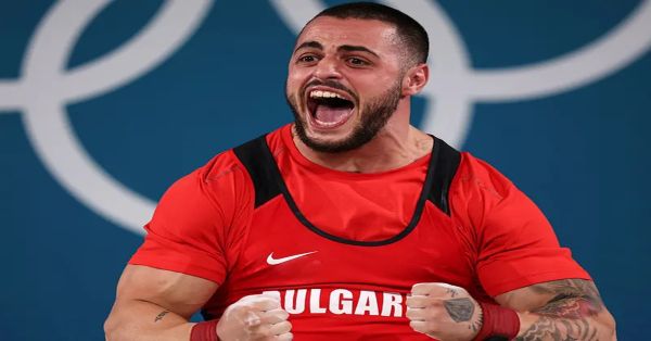 Gana Karlos May Nasar el oro y marca récord mundial en Levantamiento de Pesas