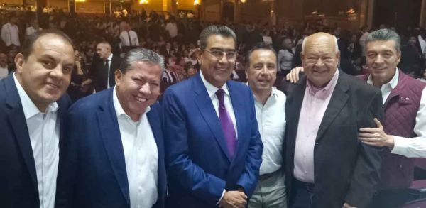 Asiste Sergio Salomón a festejo de Claudia Sheinbaum