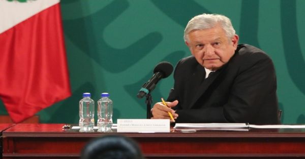 Lamenta AMLO fallecimiento de Servidores de la Nación y empresario Carlos Bremer