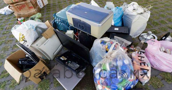 Liberan bloqueo de carretera Cholula-Calpan por relleno sanitario en Cholula