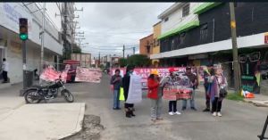 Rechazan peatonalización en calles del Barrio de Santiago