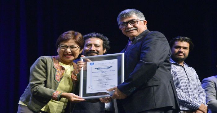 Reciben 21 dependencias de la BUAP certificaci&oacute;n