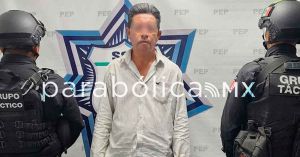 Atrapan Policías estatales a un sujeto armado en Amozoc