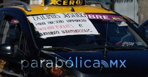 Realizan taxistas la marcha #JusticiaParaJorge