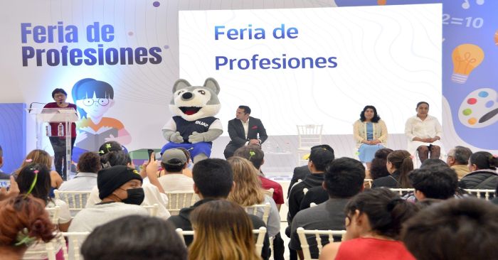 Inauguran en la BUAP la Feria de Profesiones 2024