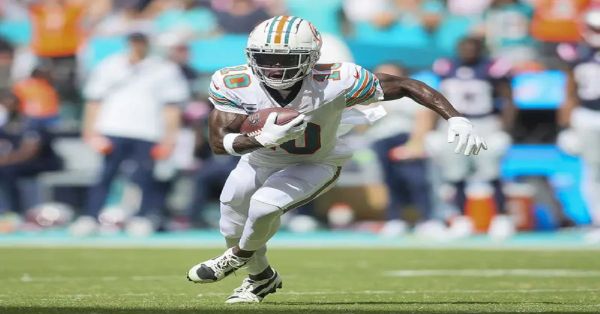 Arrestan a estrella de la NFL antes de jugar