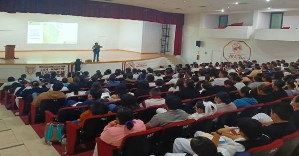 Capacita Salud a personal becario de Jurisdicción 5 de Huejotzingo