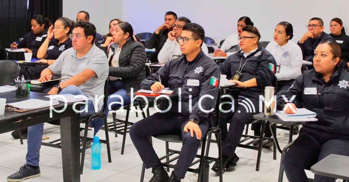 Dan capacitaci&oacute;n continua a la Polic&iacute;a de San Andr&eacute;s Cholula