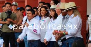 Hace Eduardo Rivera un llamado por la seguridad en Texmelucan