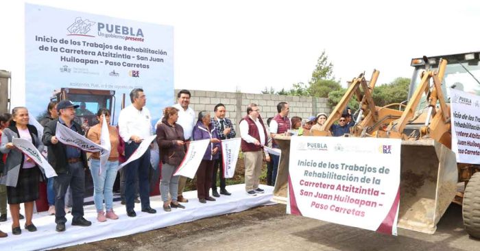 Inicia rehabilitación de carreteras en Atzitzintla