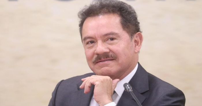 Realizan Di&aacute;logos Nacionales para debatir iniciativas en beneficio de M&eacute;xico: Nacho Mier