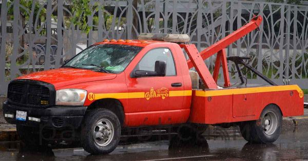 Presentan requisitos para permisos de gr&uacute;as