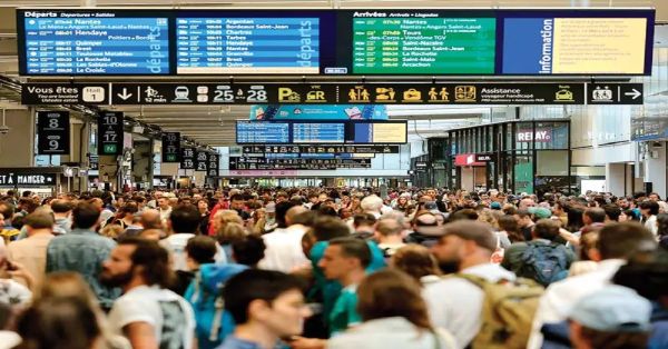 Ataque a los trenes opacan fiesta olímpica; alarma en París