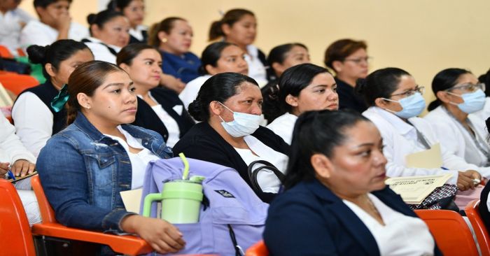Capacita Salud a personal de enfermer&iacute;a para reducir infecciones  en heridas agudas