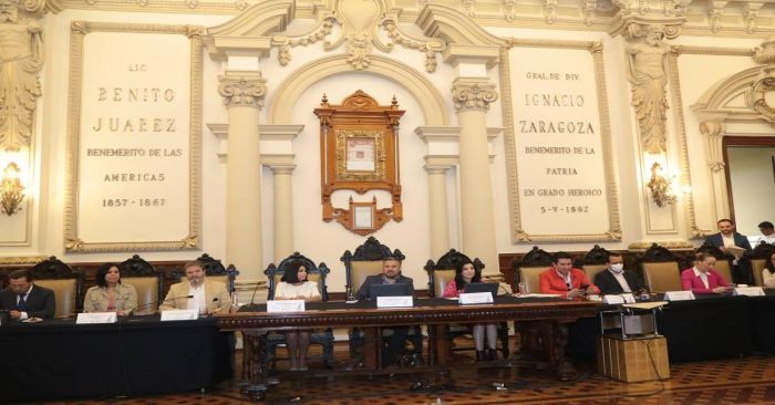 Aprueba Cabildo de Puebla solicitud de funcionarios públicos para dejar sus cargos