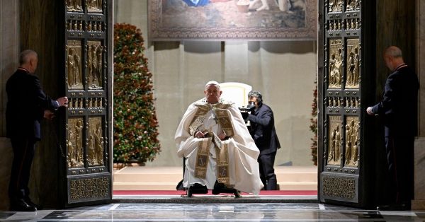 Pide papa Francisco valentía para mejorar el mundo