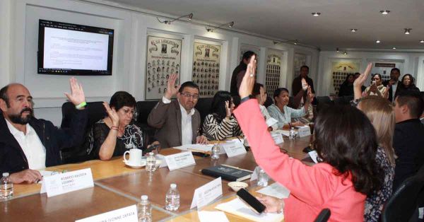 Avalan en comisión del Congreso reformas contra la violencia de género