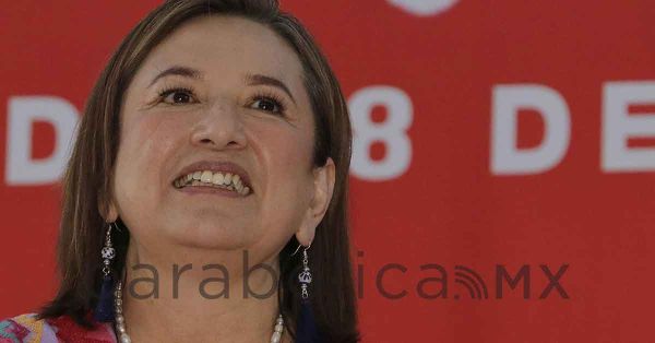 Reta Gálvez a AMLO con debate en inglés, pese a pronunciación