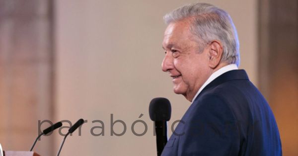 Ofrece presidente disculpa con diputada trans, Salma Luévano
