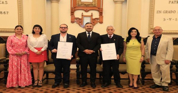 Reconocen labor del Hospital Puebla con el Premio Anual en Salud Municipal 2024