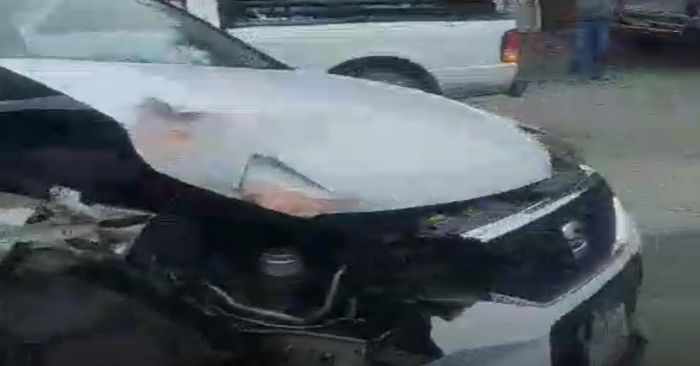 Se accidentan en una camioneta rumbo a Izúcar