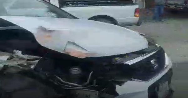Se accidentan en una camioneta rumbo a Izúcar