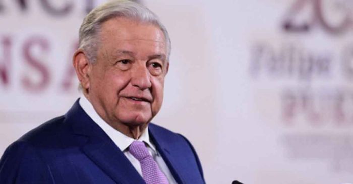 INE rechaza suspender &ldquo;ma&ntilde;aneras&rdquo; de AMLO