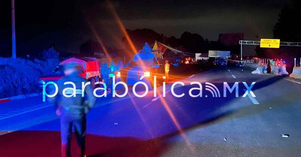 Cumplir&aacute; dos d&iacute;as el bloqueo en la M&eacute;xico-Puebla