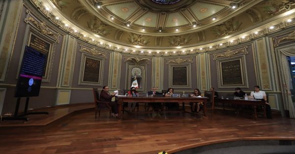 Eligen y nombran a 10 magistrados; rinden protesta en el Congreso