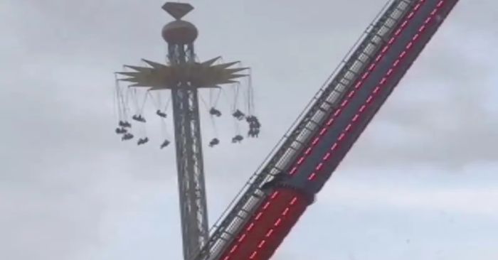 &iexcl;Tremendo susto! Quedan colgados a 70 metros de altura en Six Flags