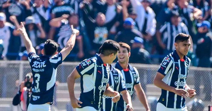 Meten Rayados goleada a Pumas y los eliminan